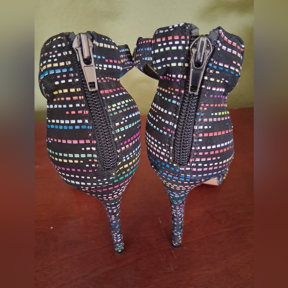 Steve Madden "Fancier" Multi-Color Heeled Sandals - Picture 6 of 9